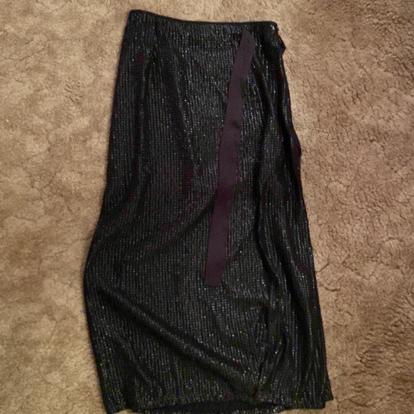 Something Navy black sequin skirt - Picture 2 of 3